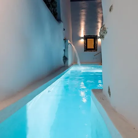 Alme Villa